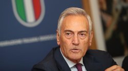 Italian FA head and Buffon quit over World Cup failure
