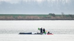 Rescuers to use air cushions in latest effort to save stranded whale