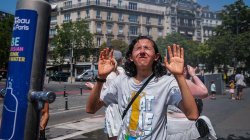 Europe's heatwave shifts east as France raises health alert to highest level