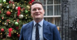 Labour MP slams Wes Streeting’s ‘opportunistic’ leadership plot as civil war erupts