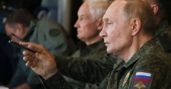 Brits must be ready to 'step up' and fight Russia, former defence minister warns