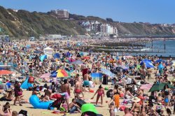 Met Office issues 47-hour extreme heat warnings for 71 UK areas - full list