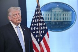 Donald Trump dementia fears soar as bizarre Father's Day post 'shows mental decline'