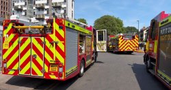 Croydon fire LIVE: Huge blaze erupts at Hindu temple as dozens of firefighters scrambled