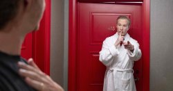 Etiquette expert shares his top hotel stay faux pas